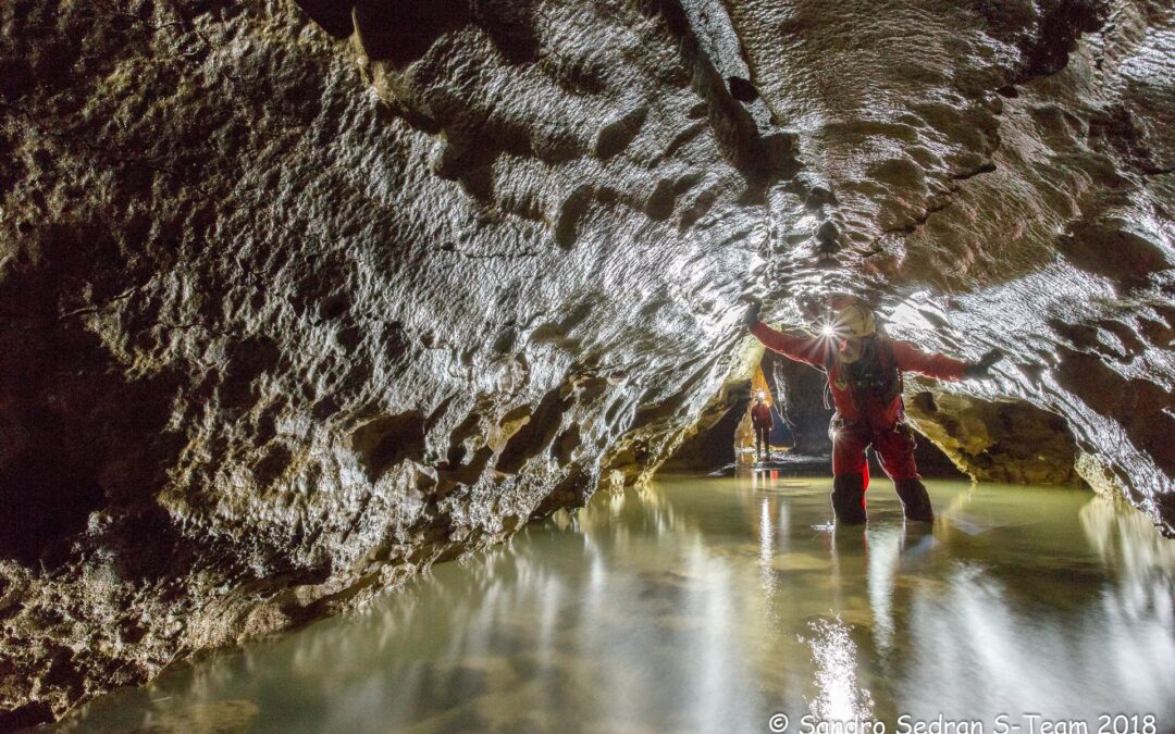 Buso della Rana, la grotta più grande del Veneto