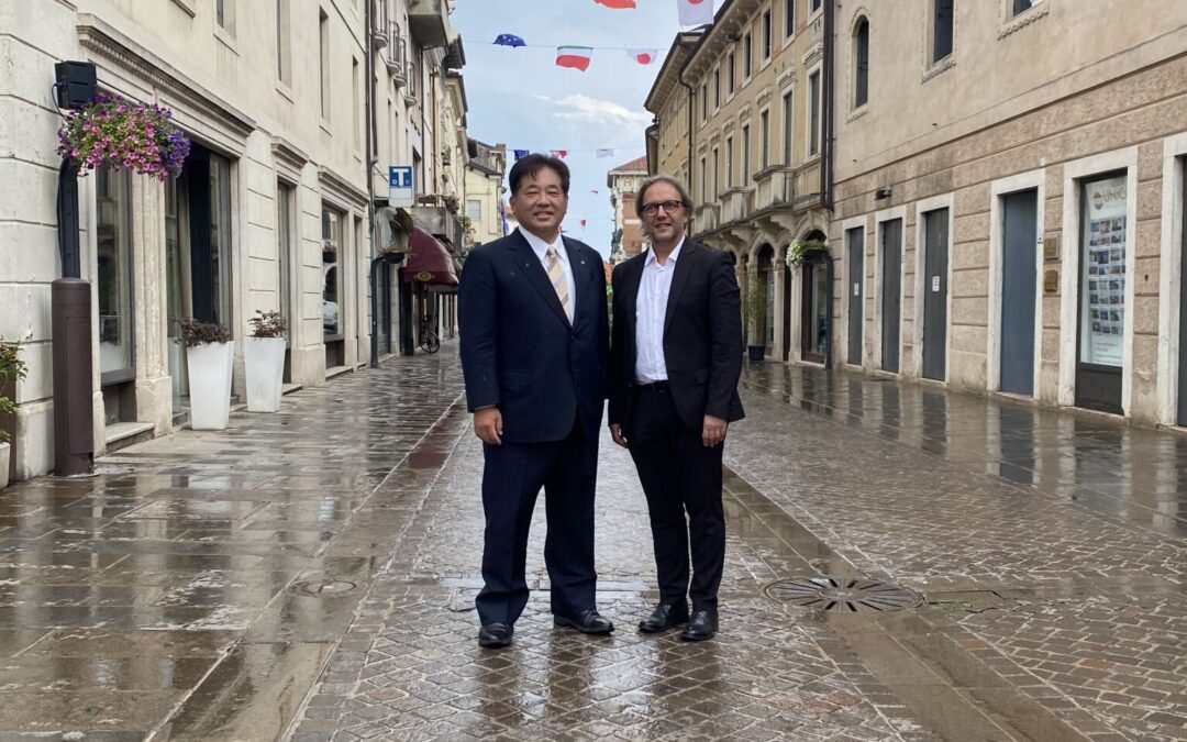 Visita della delegazione giapponese a Thiene a seguito dei festeggiamenti per il centenario Roma – Tokyo