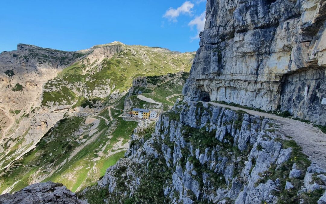 Strada delle 52 Gallerie