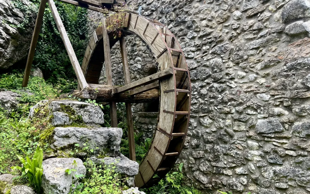 Il Sentiero Valle dei Mulini: dove l’acqua dà vita alla storia